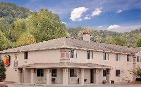 Super 8 By Wyndham Lebanon